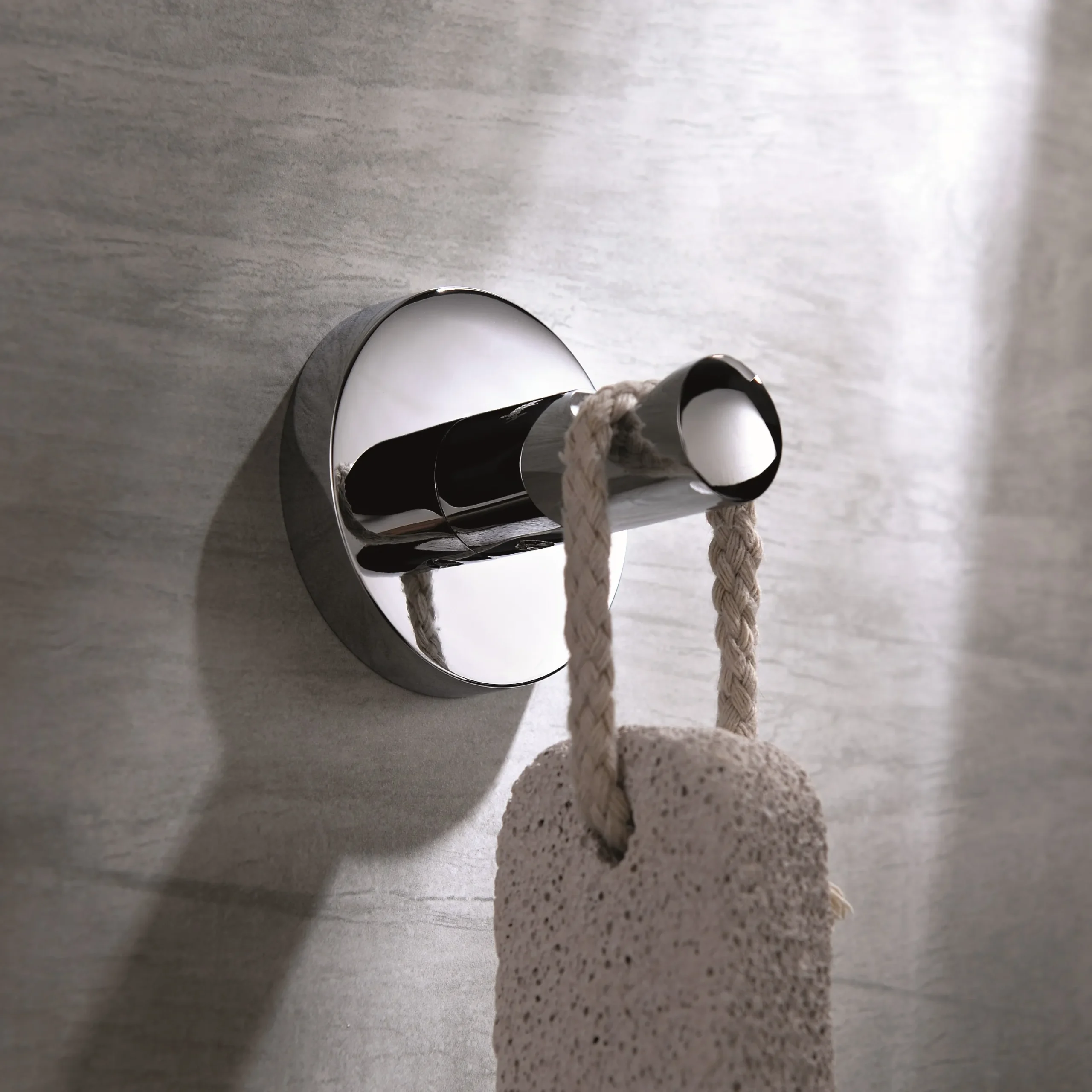 SERIES 05 gallery image 1